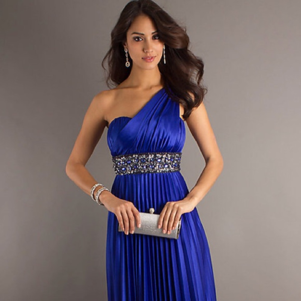 Long Blue Prom Dress size 5/6